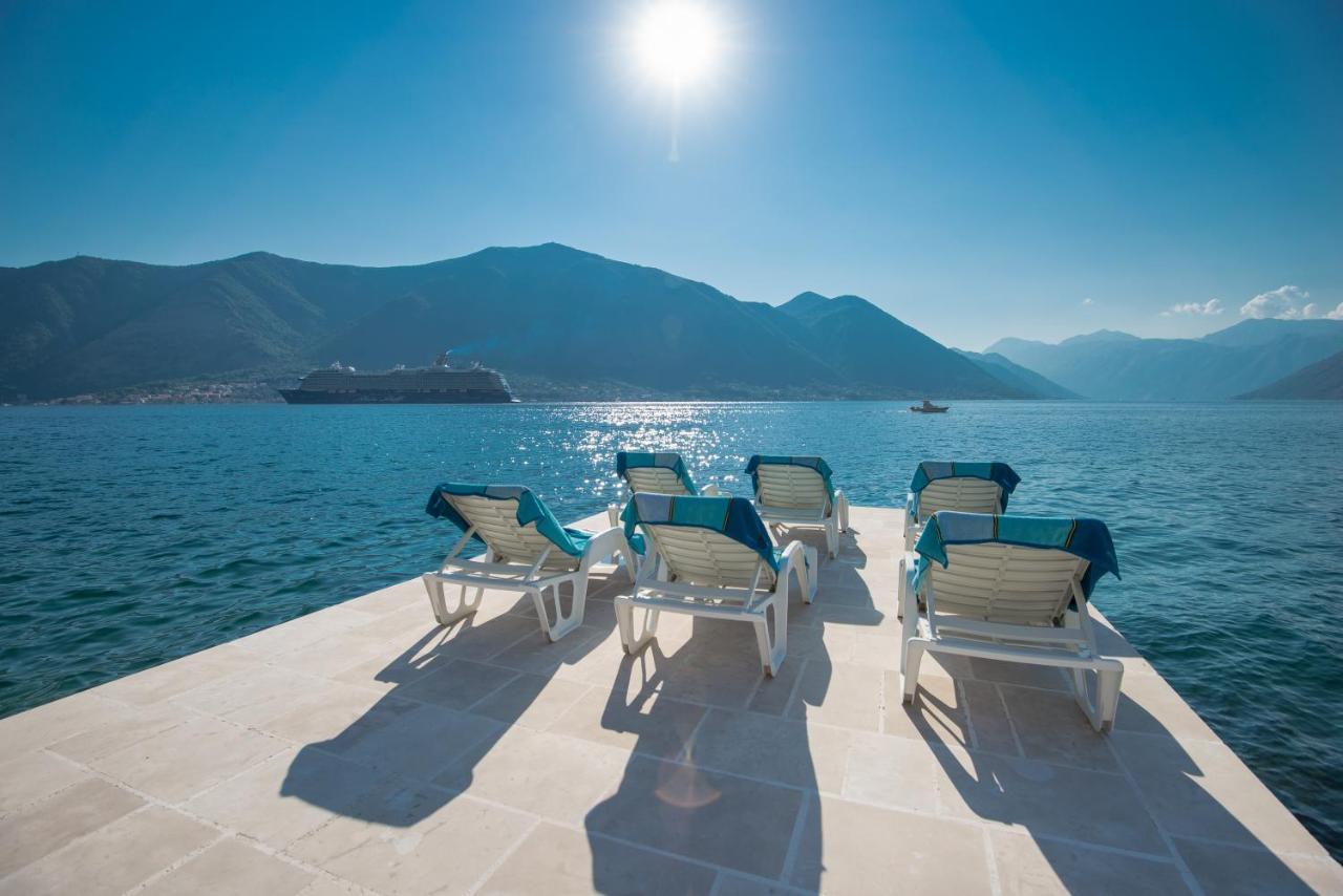 Apartments D&V Kotor Exteriör bild